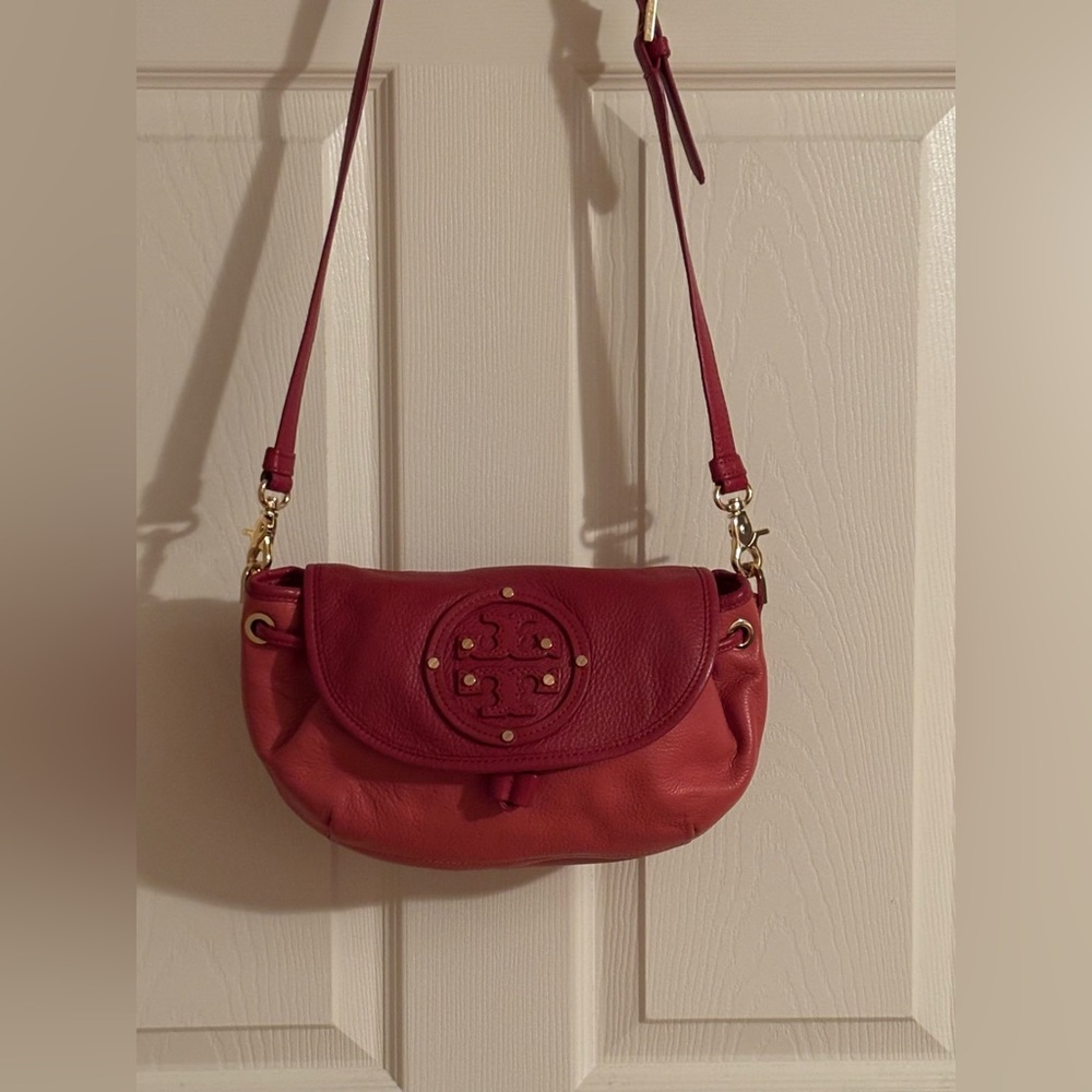 TORY BURCH MAISEY CROSSBODY BAG IN RED/ COLORBLOCK